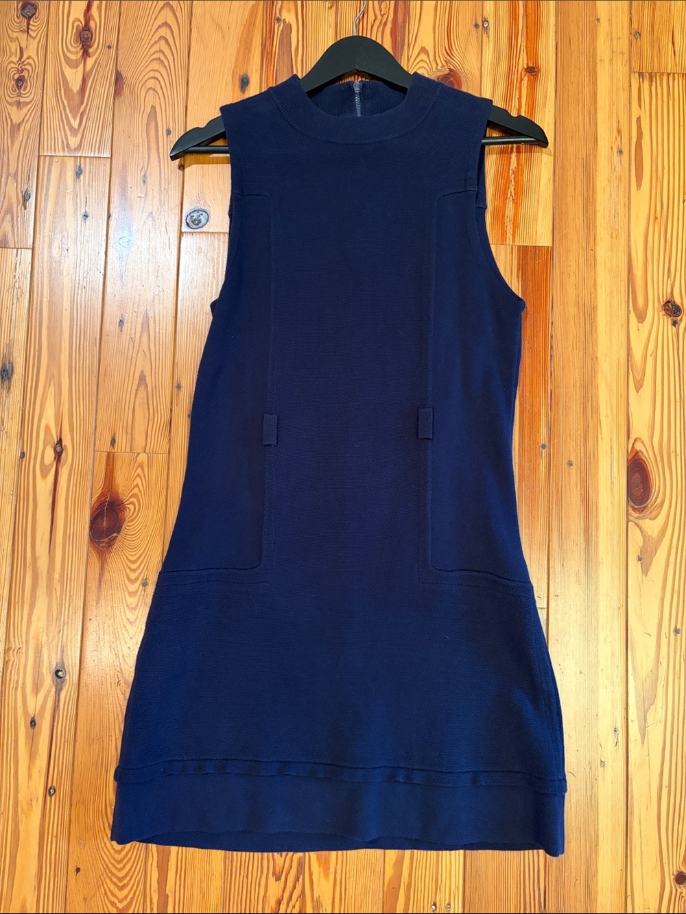 Alice + Olivia | Navy knit dress